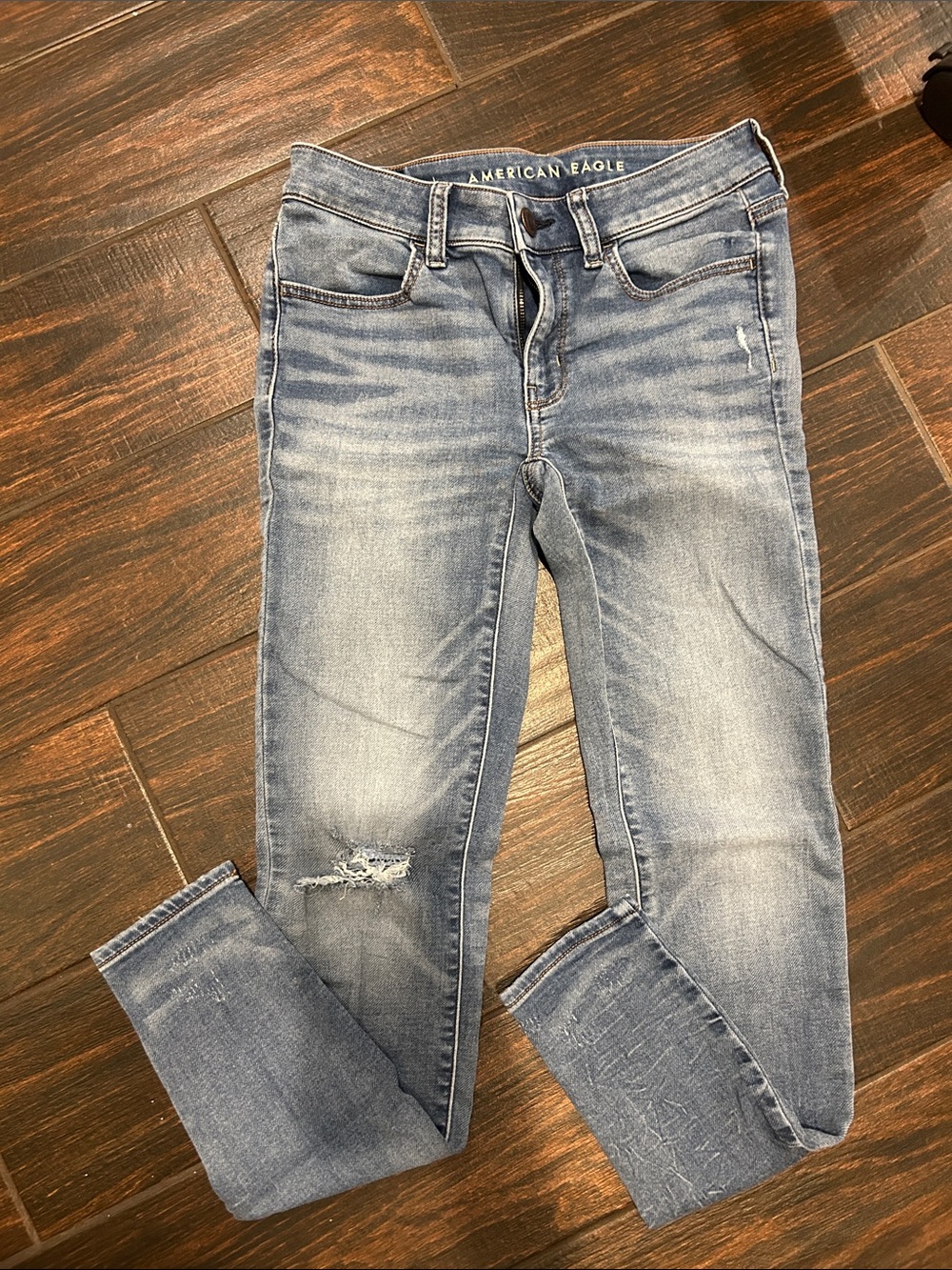 American Eagle Outfitters Women's Faded Light Blue Skinny Jeans